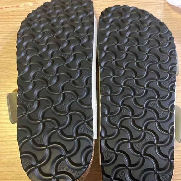 New Birkenstock Arizona Big Buckle High Shine Sandals 6.5 Medium/Narrow $190 - Picture 8 of 11